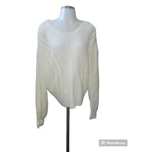 Women's No Boundaries White Cropped Sweater Size 2XL
